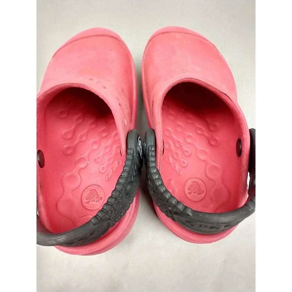 Crocs Kids Classic Clogs Varsity‎ Red Black (Toddler) c6